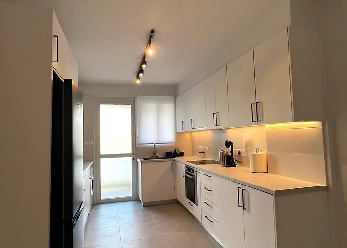 The Minimal Nest Apartment